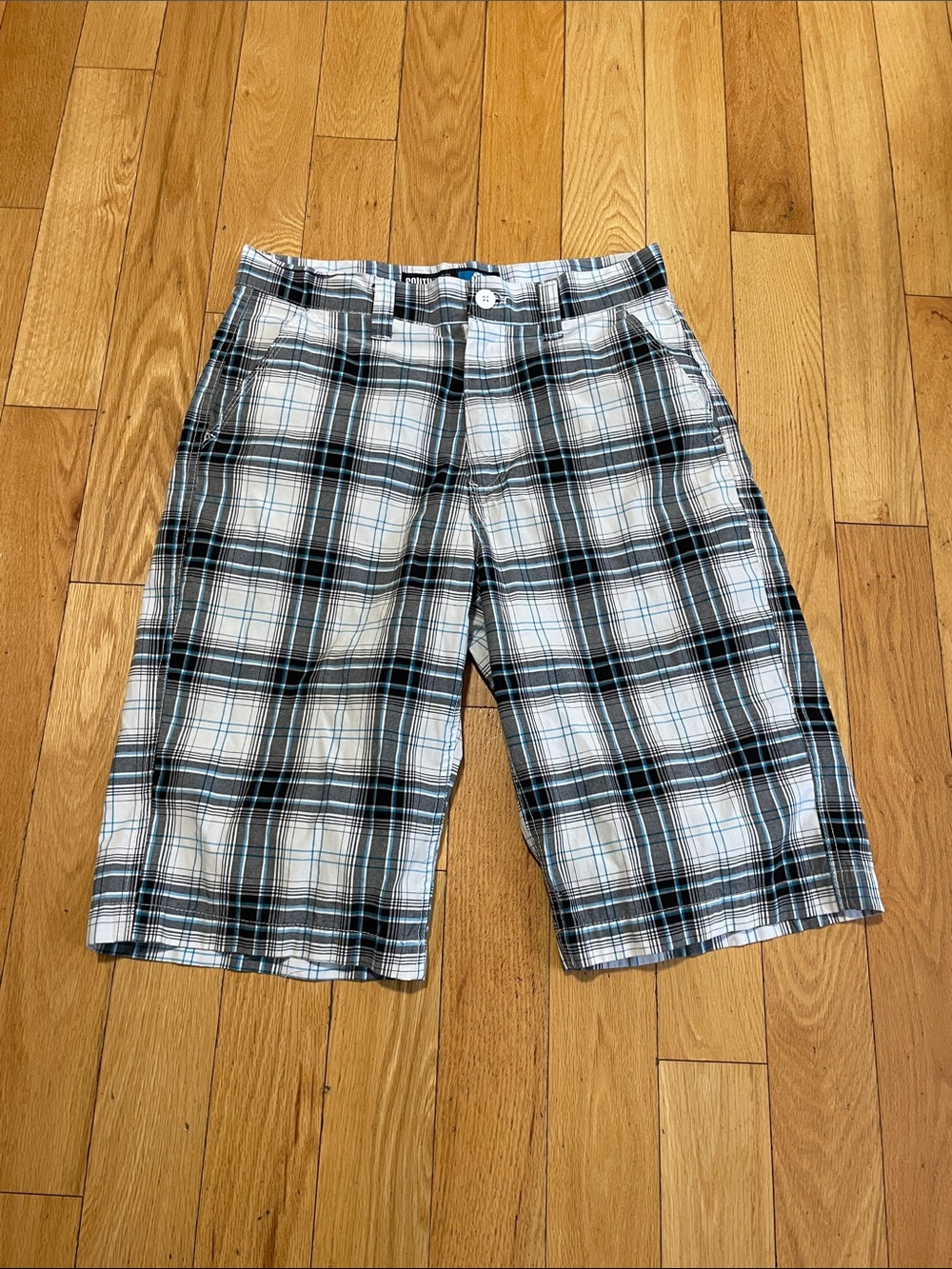 South Pole Men's Plaid Flat Front Shorts - White, Black & Blue